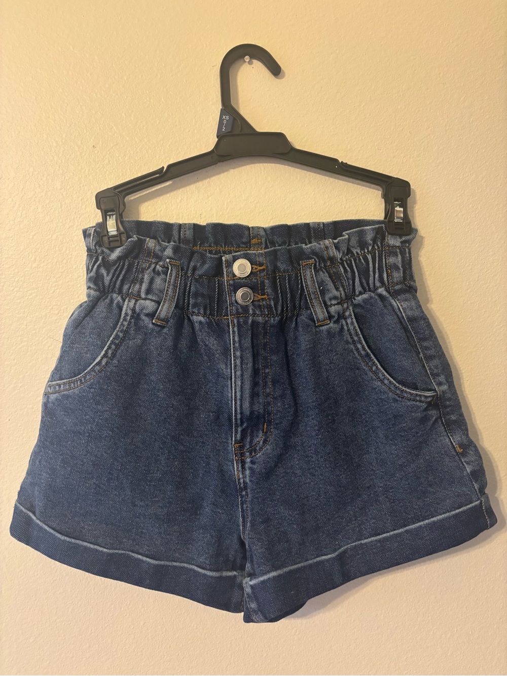 SO Women’s Dark Blue Paperbag Waist Denim Shorts. Size 0/24